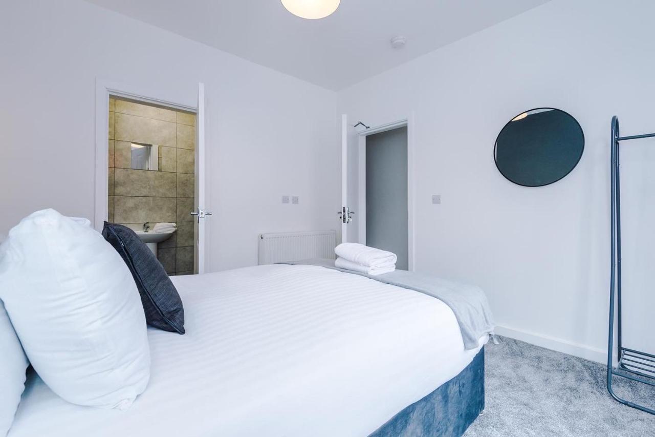 Cosy 3 Bed 3 Bath House - Central Liverpool -Self Check-In & Free Parking! Βίλα Εξωτερικό φωτογραφία