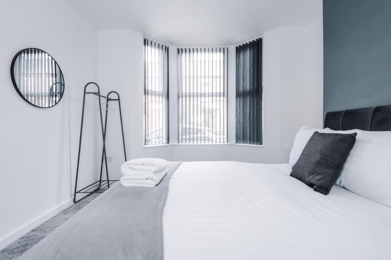 Cosy 3 Bed 3 Bath House - Central Liverpool -Self Check-In & Free Parking! Βίλα Εξωτερικό φωτογραφία